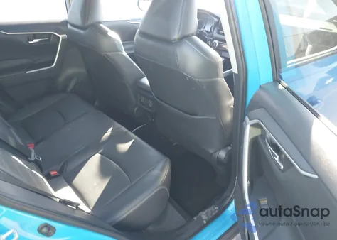 2019 Toyota Rav4 Xle Premium from USA, damaged, VIN 2T3C1RFV1KW040572